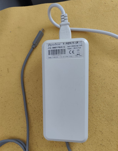 Free chargeur 20v 6 - free,