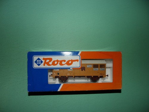 Roco wagon couvert court - court, jaune