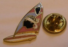 CORSE CORSICA V1 WINDSURF SURF WIND BOARD WINDSURFING vintage pin badge X9Z