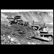 Photo A.038716 ALLIS-CHALMERS HD-19 HD19 1947-1950 DOZER CRAWLER TRACTOR