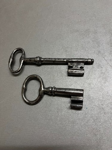 Deux fortes clé art - fortes,