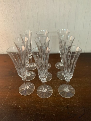Flûtes champagne modèle - a,