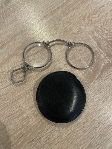 Lunettes face main - lunettes, à