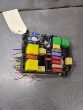 Porte fusible PEUGEOT 308 2 PHASE 1 9804848580