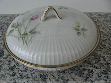 BONBONNIERE PORCELAINE THOMAS  roses et dorures 15 cm diamètre