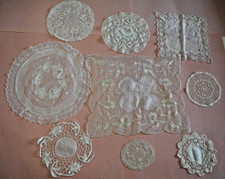 9 ANCIENS NAPPERONS EN TULLE