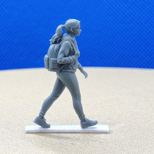 Diorama femme qui - diorama, marche