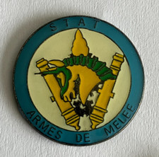 108 - Pin's MILITAIRE Section Technique de l’Armée de Terre STAT ARMES DE MELEE