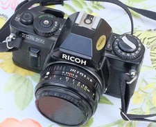 Ricoh XR500 auto boîtier et objectif Rikenon 50mm 1:2. vendu pour pièces