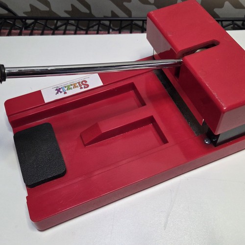 Sizzix big shot - sizzix, red