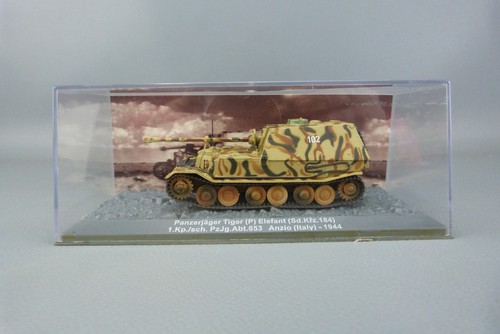 Véhicule militaire miniature