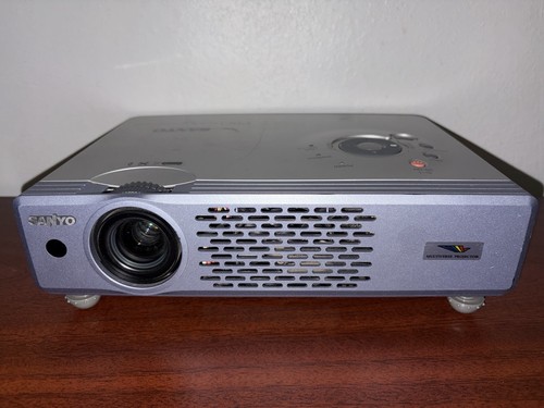Sanyo plc xu48 lcd - sanyo,