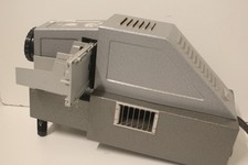 projecteur de diapos ancien