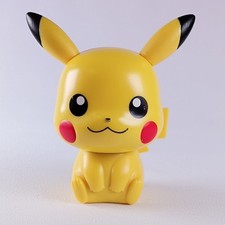 Figurine mascotte Pikachu