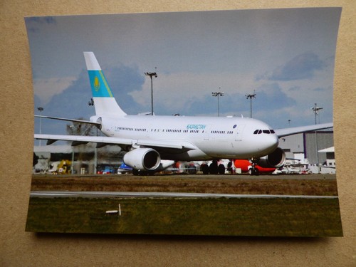 Airbus 330 234 - ,