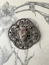 Ancienne Broche Souvenir