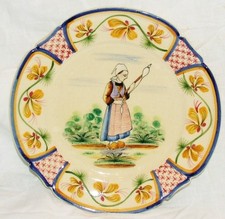 HB QUIMPER ASSIETTE ANCIENNE DECOR PERSONNAGE BRETON & GENET FEMME EN COIFFE 