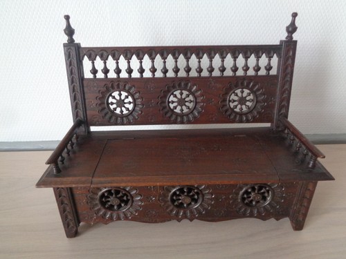 Banc coffre avec accoudoirs - coffre,