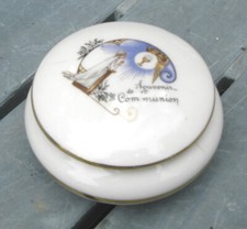 N - Bonbonnière souvenir de communion porcelaine diamètre 8,5 cm