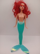 Belle poupée Barbie Mattel