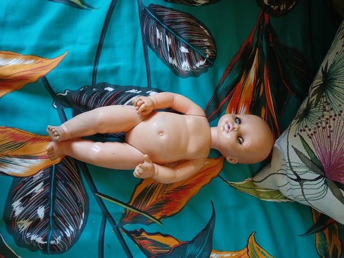 Poupon bébé poupée - , en