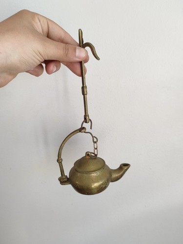 Ancienne petite lampe huile - ancienne,