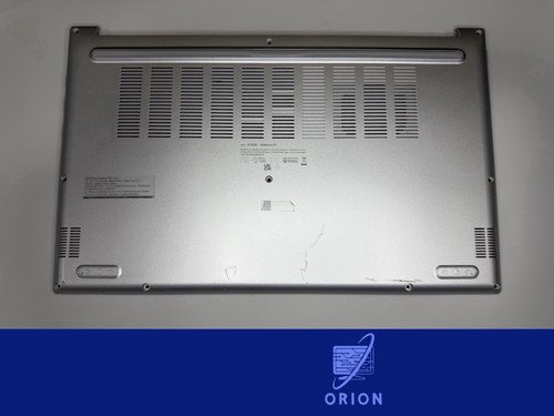 Coque inférieure pour