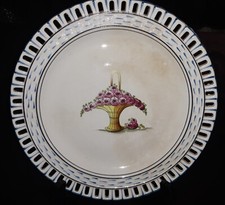 Assiette en faïence ajourée au panier sur pied Rovina Epinal  21 cm