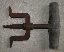 O4- OUTIL ANCIEN OENOLOGIE -