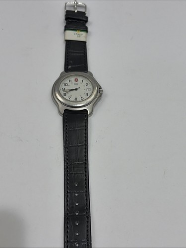 Victorinox swiss army officer - army,