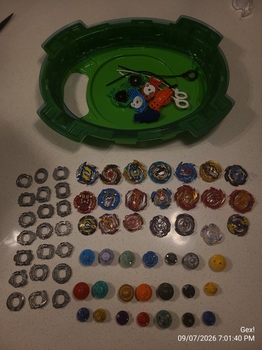 Beyblade green battle stadium - beyblade,