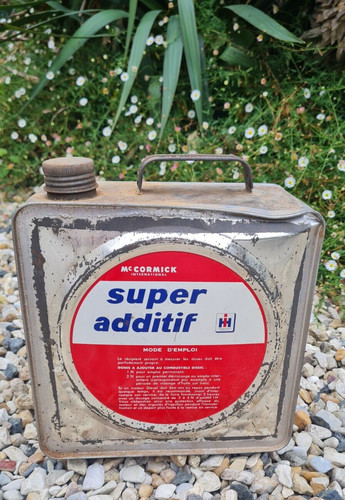 Ancien bidon additif huile - ancien,