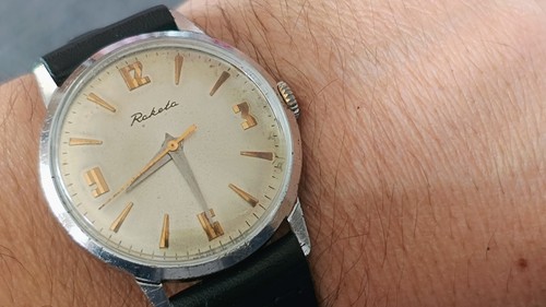 Montre mécanique raketa - montre,