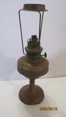 Ancienne lampe petrole - a, en