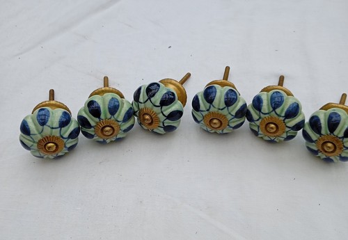 Anciens boutons en - anciens,