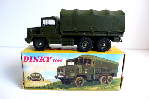 Dinky toys camion berliet - toys,