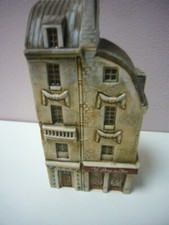 M96   MAISON MINIATURE GAULT