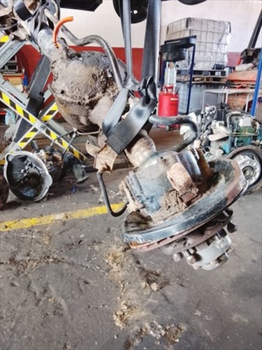Sd33 essieu avant nissan - essieu,