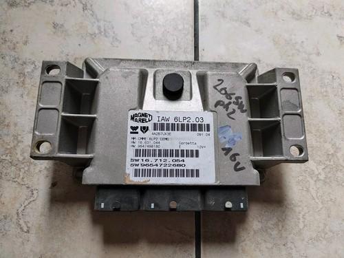 Calculateur moteur peugeot 206 - calculateur,