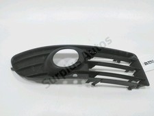 GRILLE DE CALANDRE DROITE 8H0807682 AUDI A4 - 2 CABRIOLET phase 1 / NE 216638