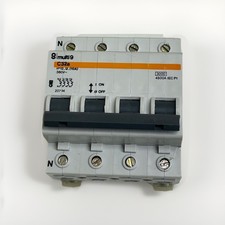 Disjoncteur Merlin Gerin Multi9 C32a – 25A – Réf: 20797 - Très Bon État