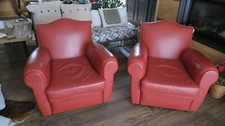1 paire de fauteuils club cuir   refaits a neuf   cuir qualité