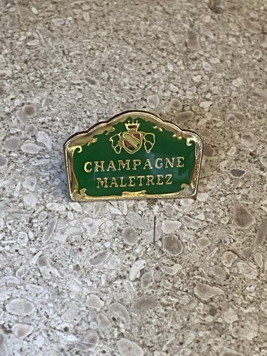 Pin champagne maletrez - pin’s,