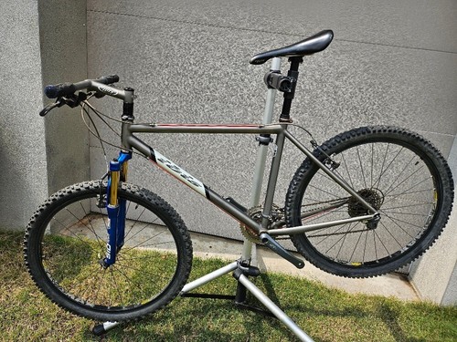 Ibis mojo med wheels - ibis, ti
