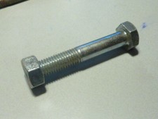 NOS vis  Axe bas de cadre