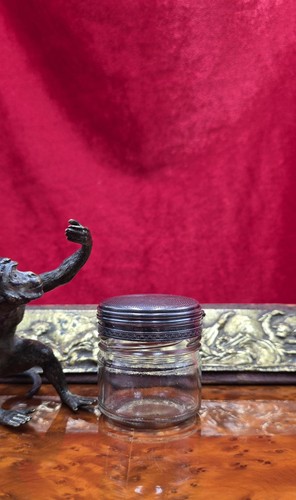 Antique petit pot avec - , un
