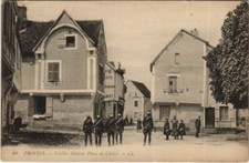 CPA PROVINS Vieilles maisons