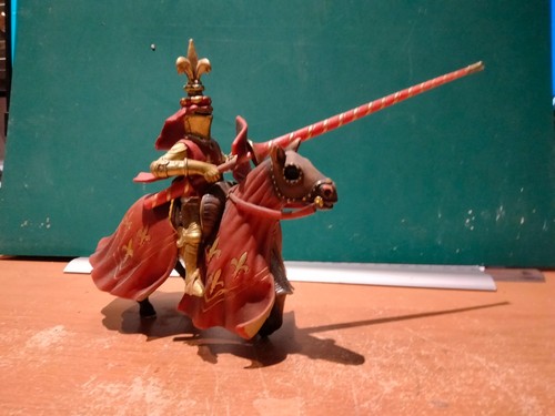 Chevalier lys rouge lance - chevalier,