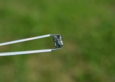 Saphir bleu brut de Madagascar