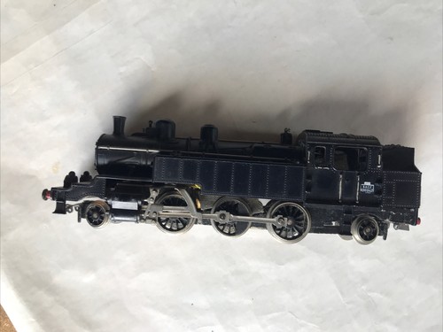 Hornby locomotive 131 42 - locomotive,